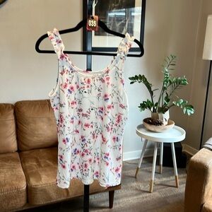Floral Ribbed Tank Elastic Ruched Straps Size Medium​​​​​​​​​​​​​​